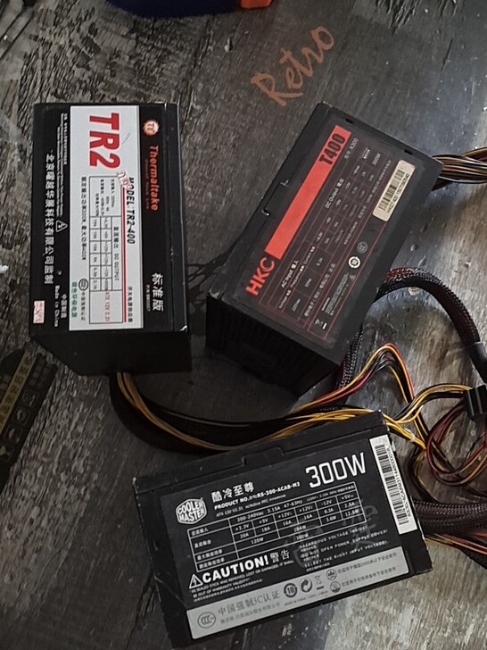酷冷至尊300W额定，HKC/TT台式电脑...