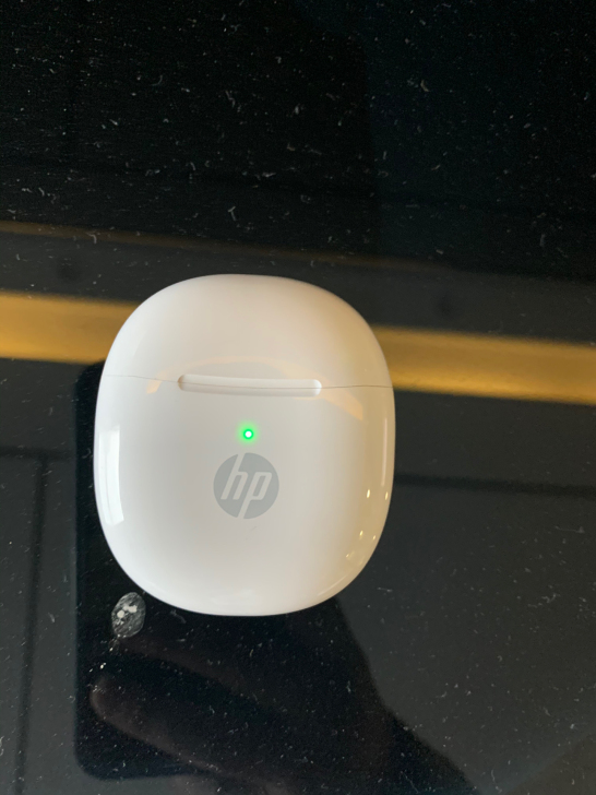 购于联联周边游，仅使用一次，惠普蓝牙耳机，...