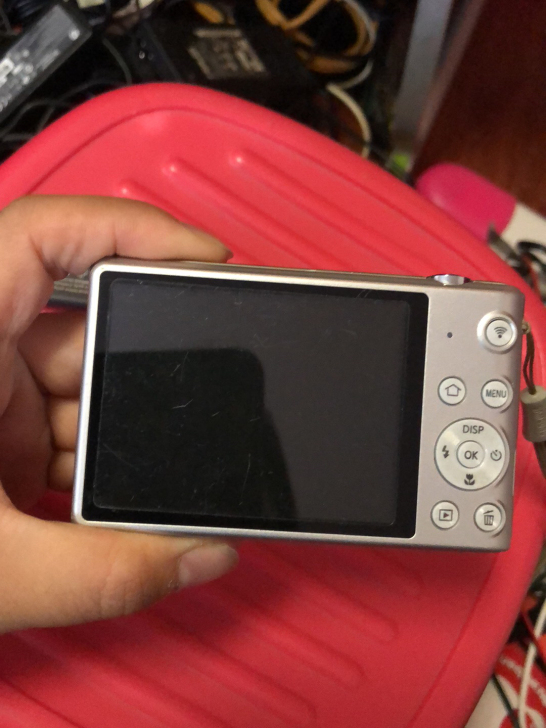 三星ST150F相机带电池，充不进电，没办...