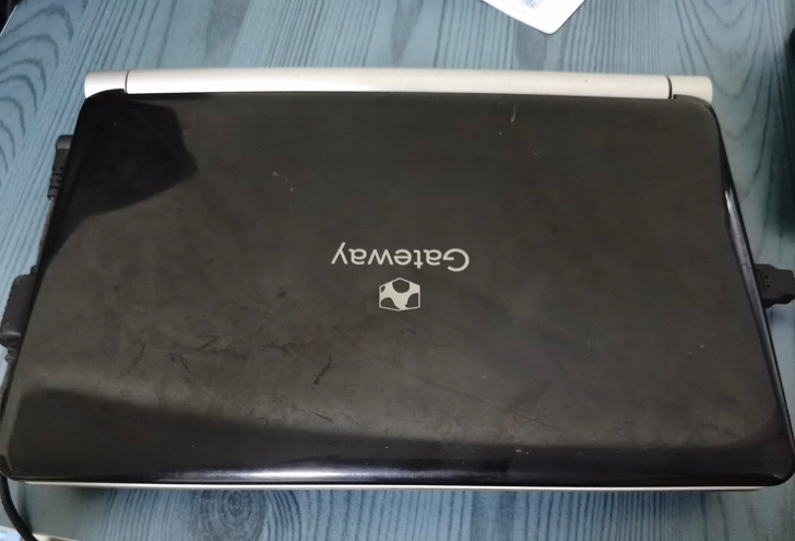 上网本宏基n214，cpu是atom n2...