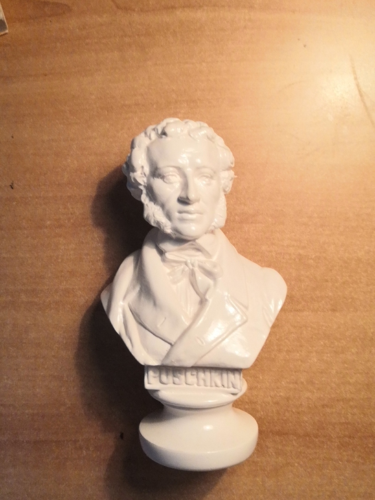 普希金石膏像 俄罗斯普希金故居买的 材质好