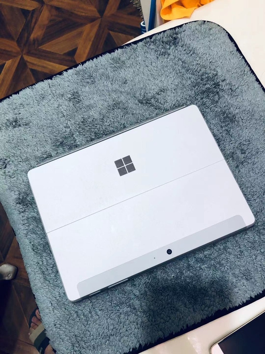 微软surface go 在保 国行 4+...