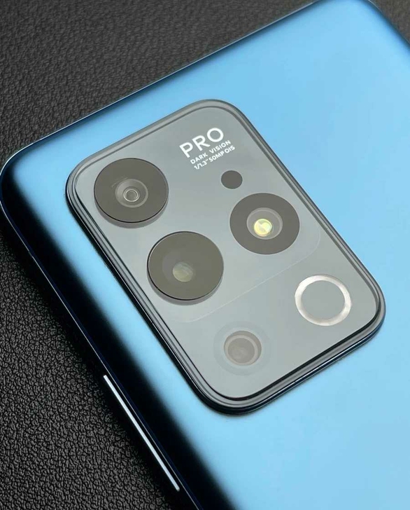 魅族18pro12+256  99新带原装...