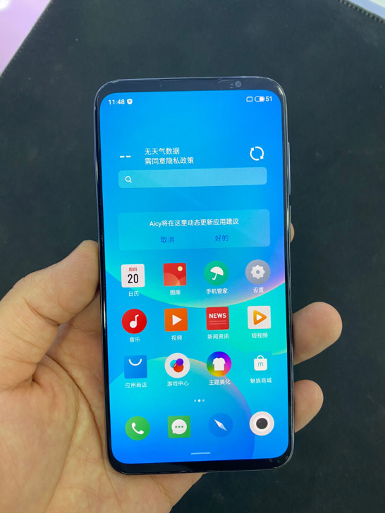 魅族16s原装成色不错，无账号锁，一直贴膜...