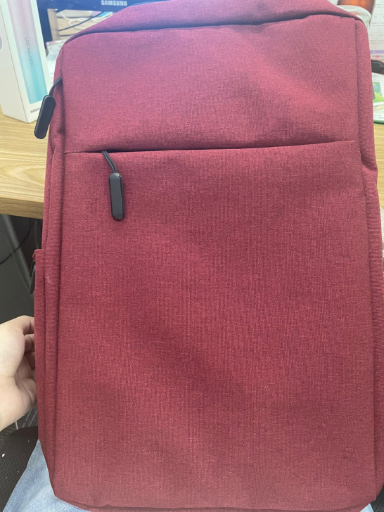 双肩电脑包，同城自提可优惠。