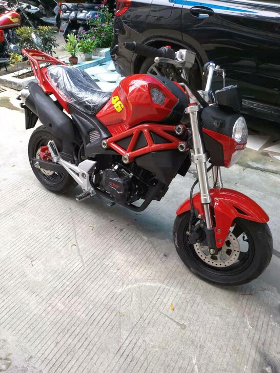 宗申牌子小街车150cc，九成多新，自从买...