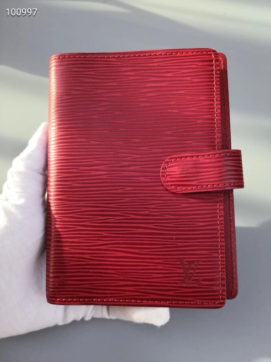 中古笔记本 水波纹，红色很新很新尺寸：14...