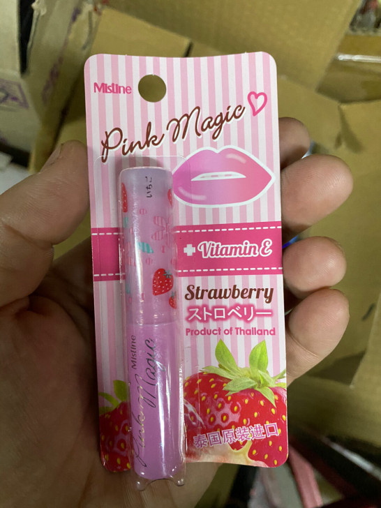 泰国mistine小草莓变色润唇膏保湿滋润...