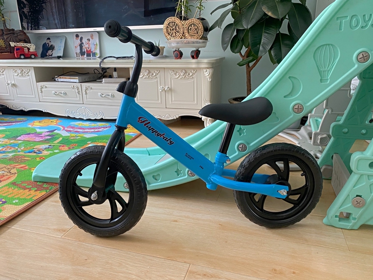 儿童新款平衡车 全新包邮 买重了低价处理