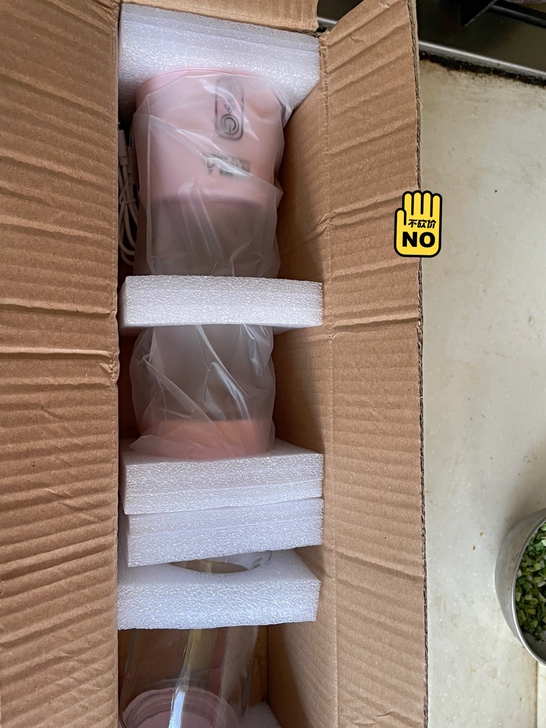 转让榨汁机一台，四叶动力强劲，全新未用，包...