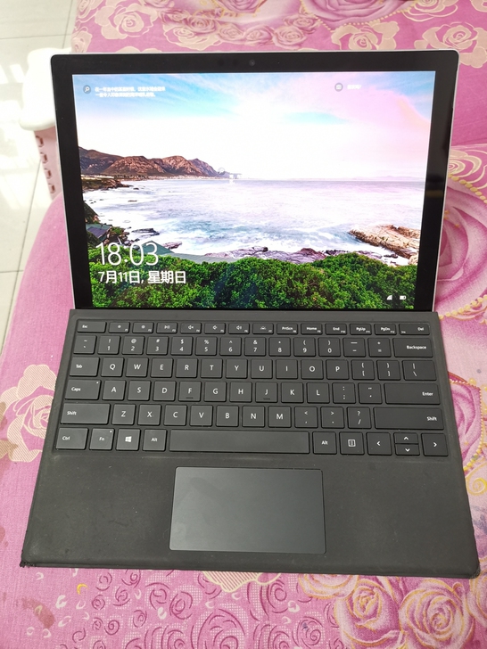 微软surface pro 5二合一平板电...