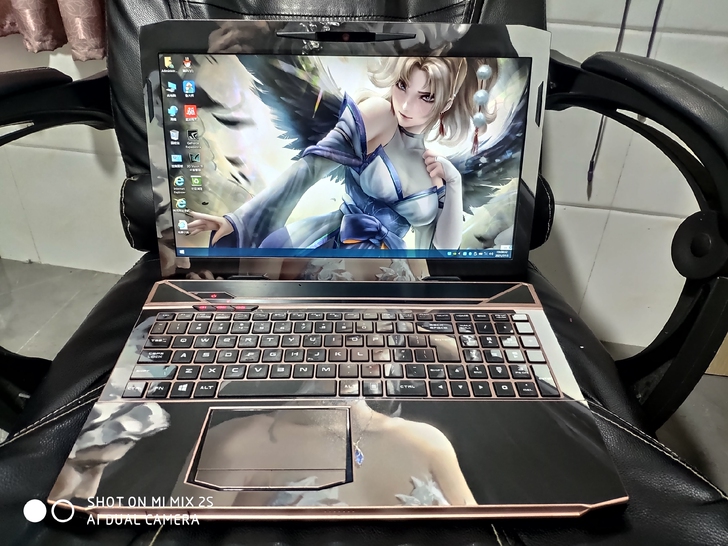 笔记本电脑麦本本高端游戏本 吃鸡本 关联雷...