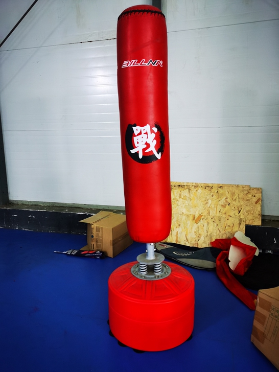 拳击桩，闲置了很久，转让了。