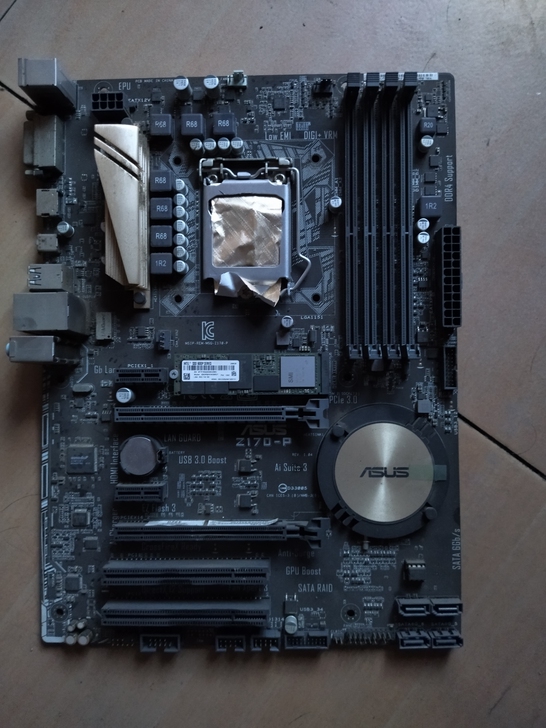 2张主板 2个CPU    最近升级电脑配...