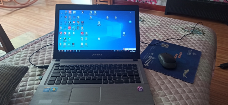 清华同方笔记本电脑一台,换新机出售。同城自...