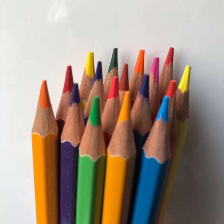 32支彩铅6.55包邮！联众彩色无木可擦彩...