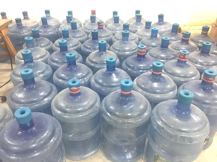 矿泉水厂不做了，现有皮桶100个低价处理