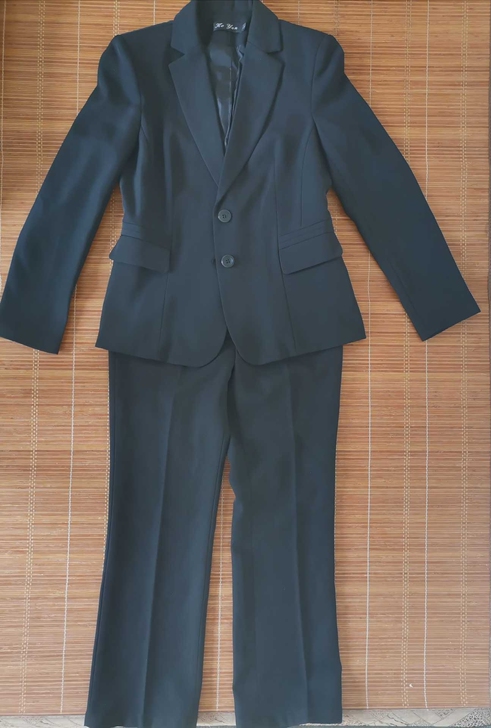 正装女,面试正装 银行正装 银行西装。