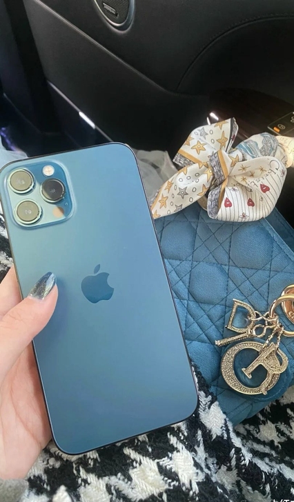 99新 苹果12pro 256g  可面交...