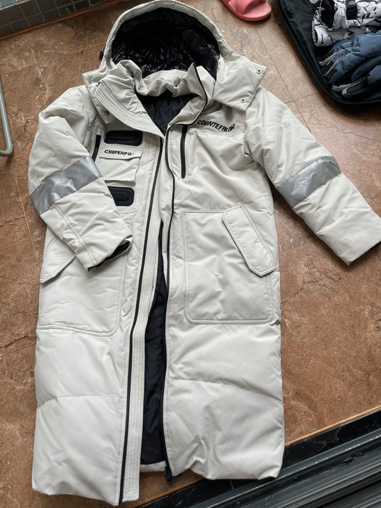 转男士超厚羽绒服，中码，仅穿一次