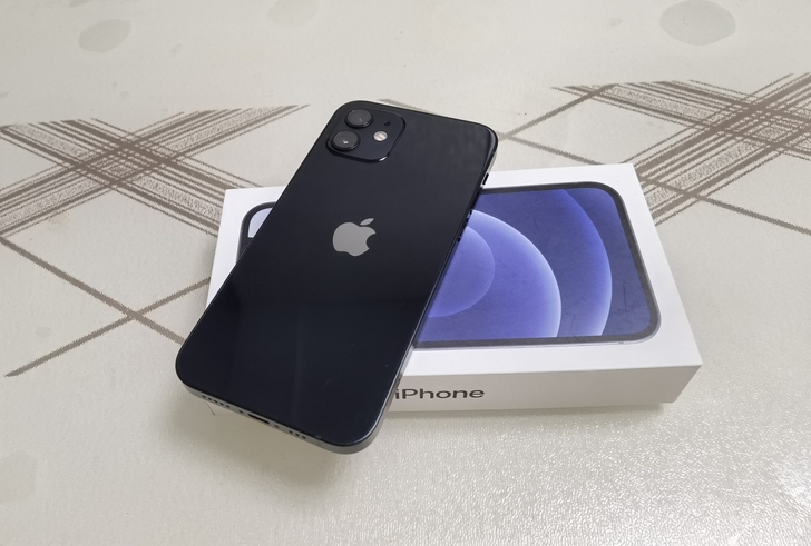 苹果12国行全网通5G  黑色 128 用...