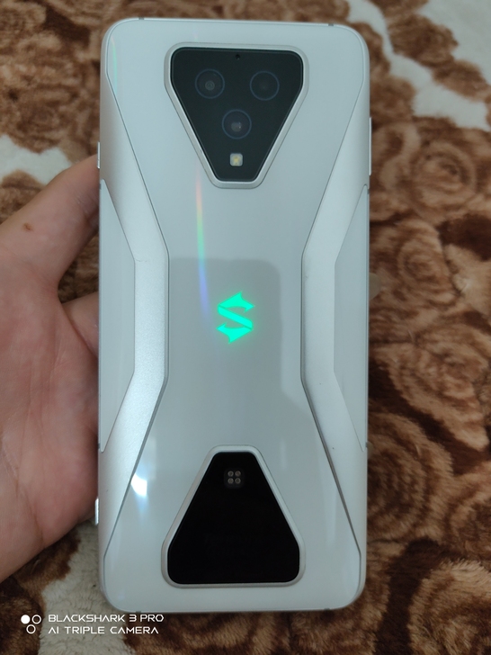 黑鲨3 白色 游戏手机 8+128