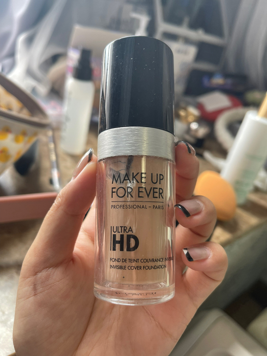 玫珂菲 粉底液 R260  粉底液太多了 ...