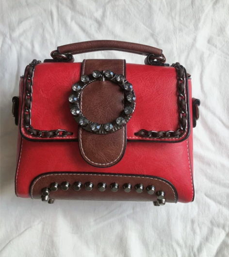 港风小包包柳钉双用红色包包结婚日常可用 感...