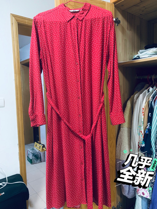 优衣库连衣裙,L码,适合65-70公斤的集...