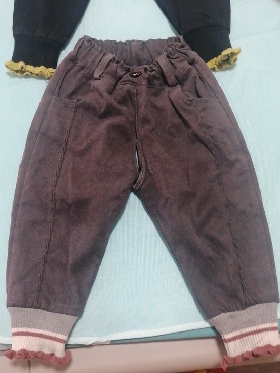 灰色100码，黑色110码，都是薄绒开裆裤...