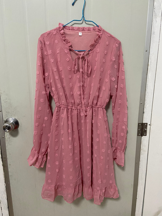 粉色少女连衣裙！全新未洗涤！