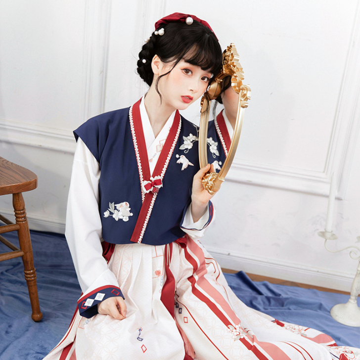 池夏汉服，全新，包邮