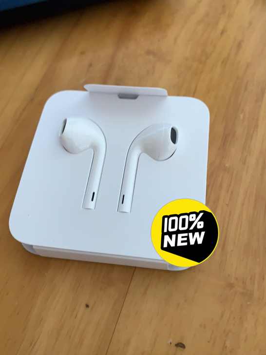 苹果手机耳机，全新的家里还几个耳机，这个全...