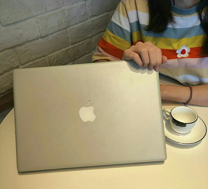 转个人自用i 5高配笔记本电脑macboo...