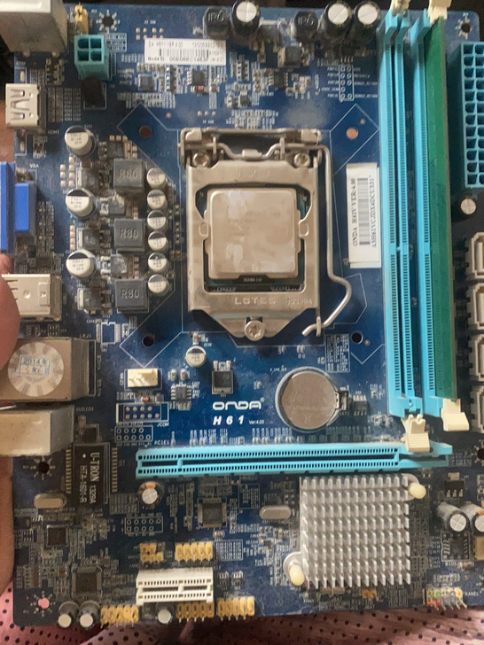 昂达H61主板，带g2030cpu。