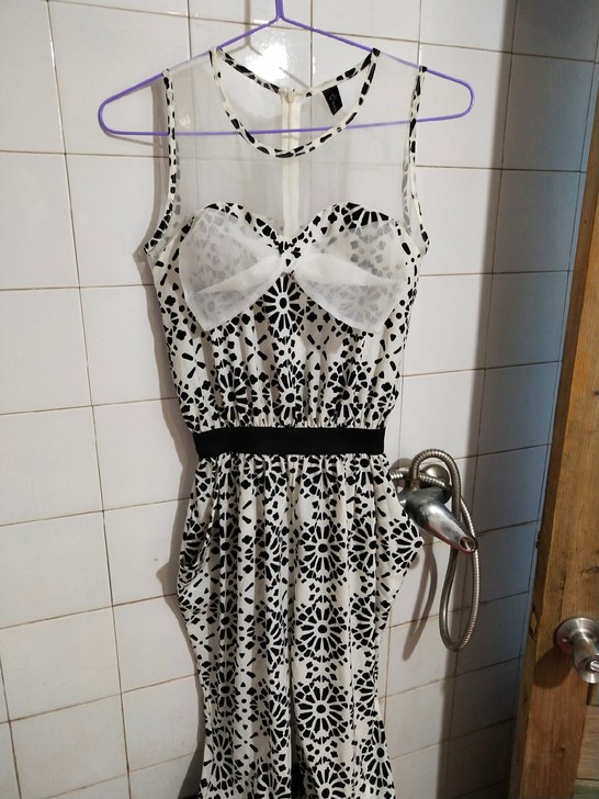 连体裤，尺码.M