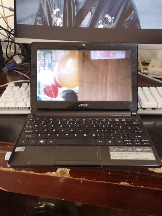 宏基D270上网本，凌动n2600处理器，...