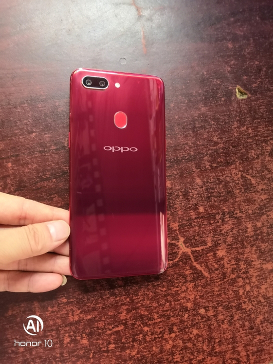 OPPO R15梦境  开机振动，屏幕破碎...