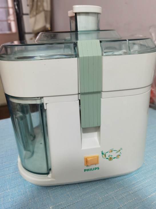 飞利浦榨汁机，只用过两三次