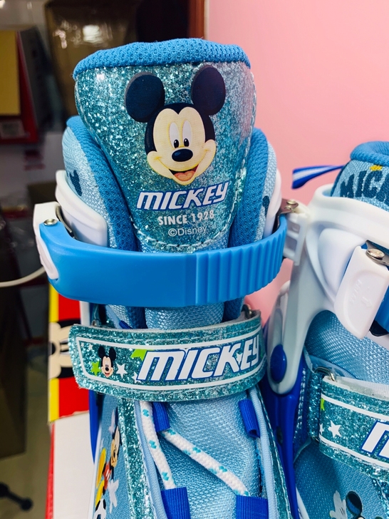 商场清库！正品全新DISNEY迪士尼轮滑鞋...