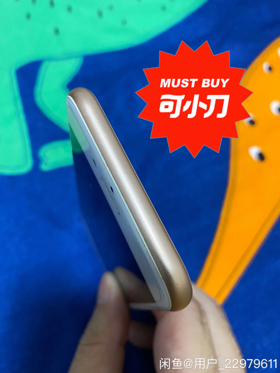 Iphone8 金色64G，美版A1905...