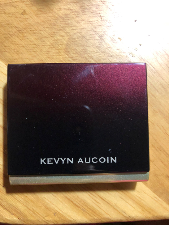 KA修容膏  4.5g ！！！！看清楚哈 ...