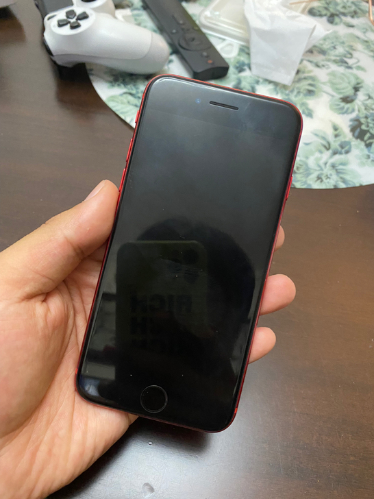 美版无锁iphone8 64g，成色如图，...