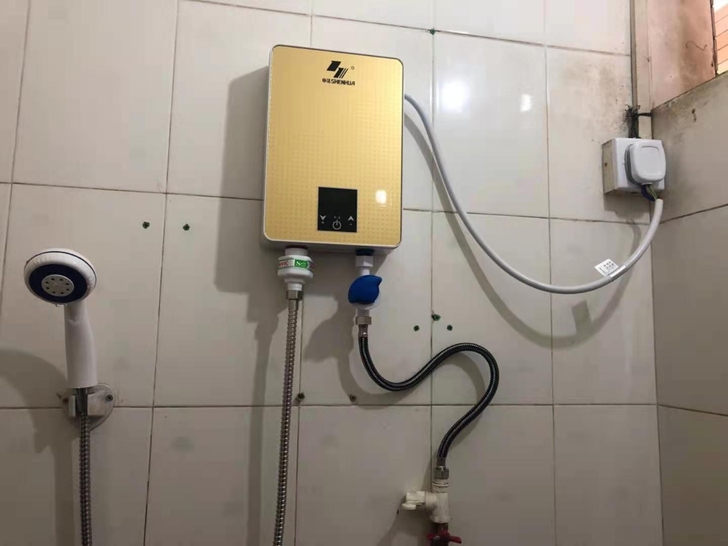 实体店不做了！全新未拆最后8台申花即热热水器