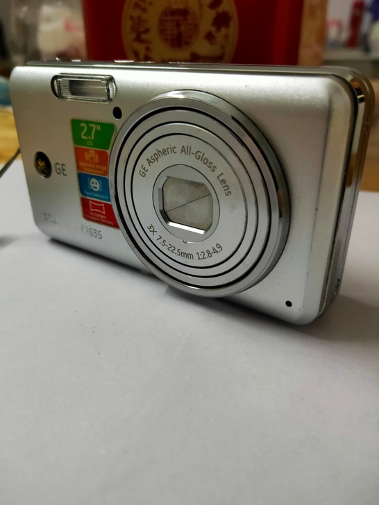 家里闲置数码相机,几乎很少用