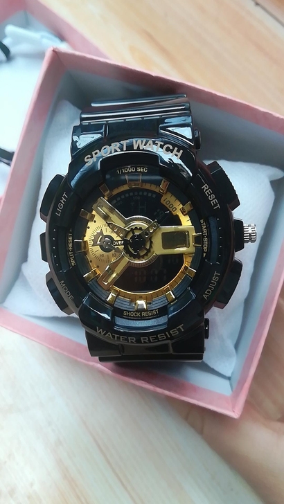 实体店不做了剩余一批手表电子手表男士韩版运...