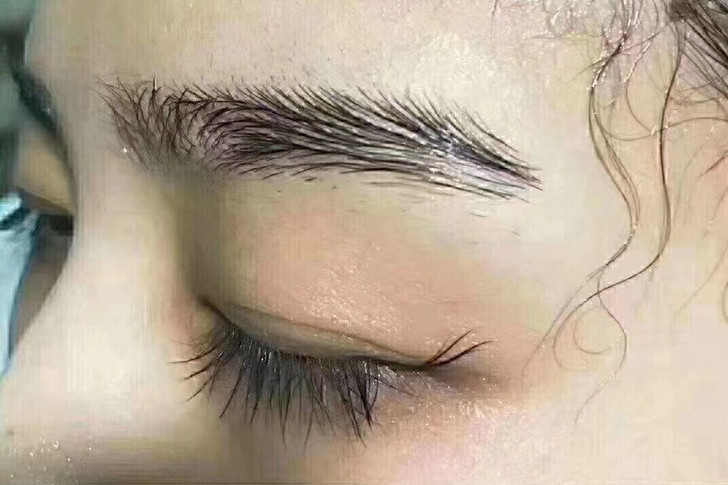 自用15一只 30元3支贝特优美睫毛增长液...