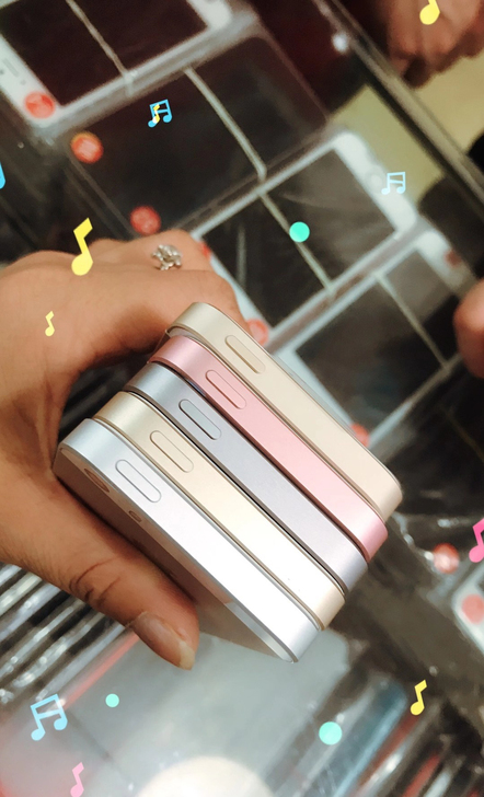 苹果SE手机苹果SE手机 #iPhone#...