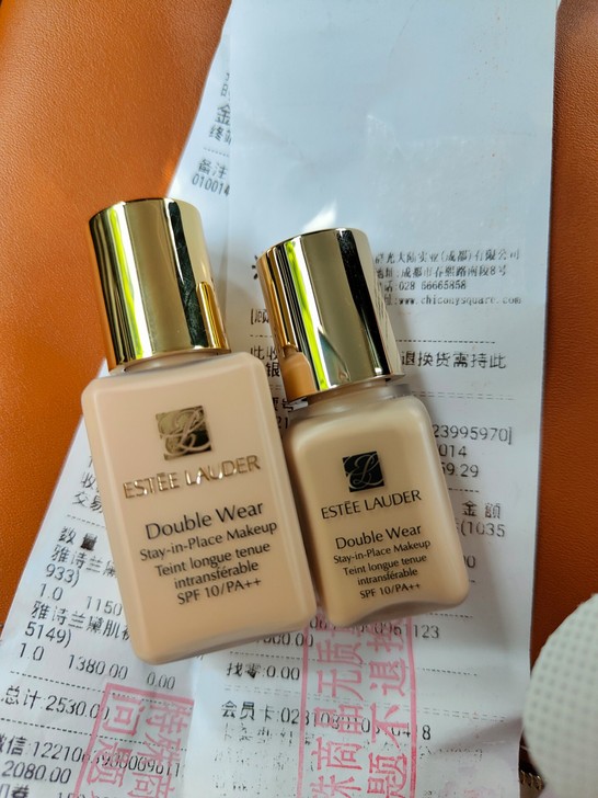 雅诗兰黛专柜买别的正装送的12件套小样，把...