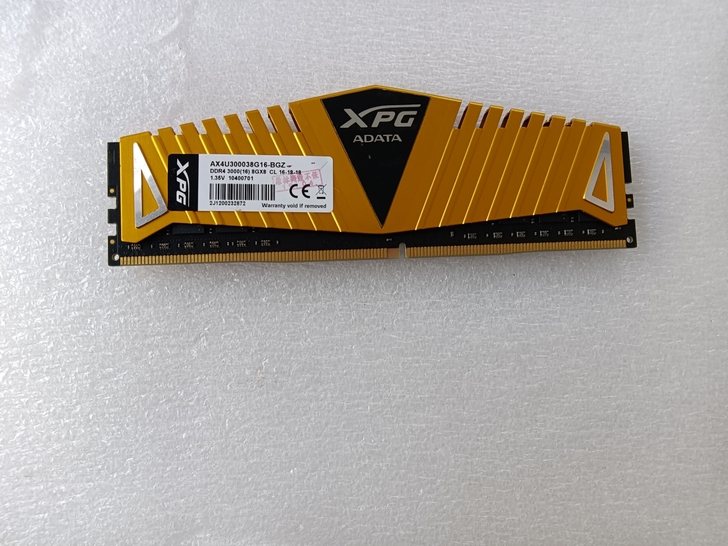 威刚ddr4-3000-8g内存198元包邮